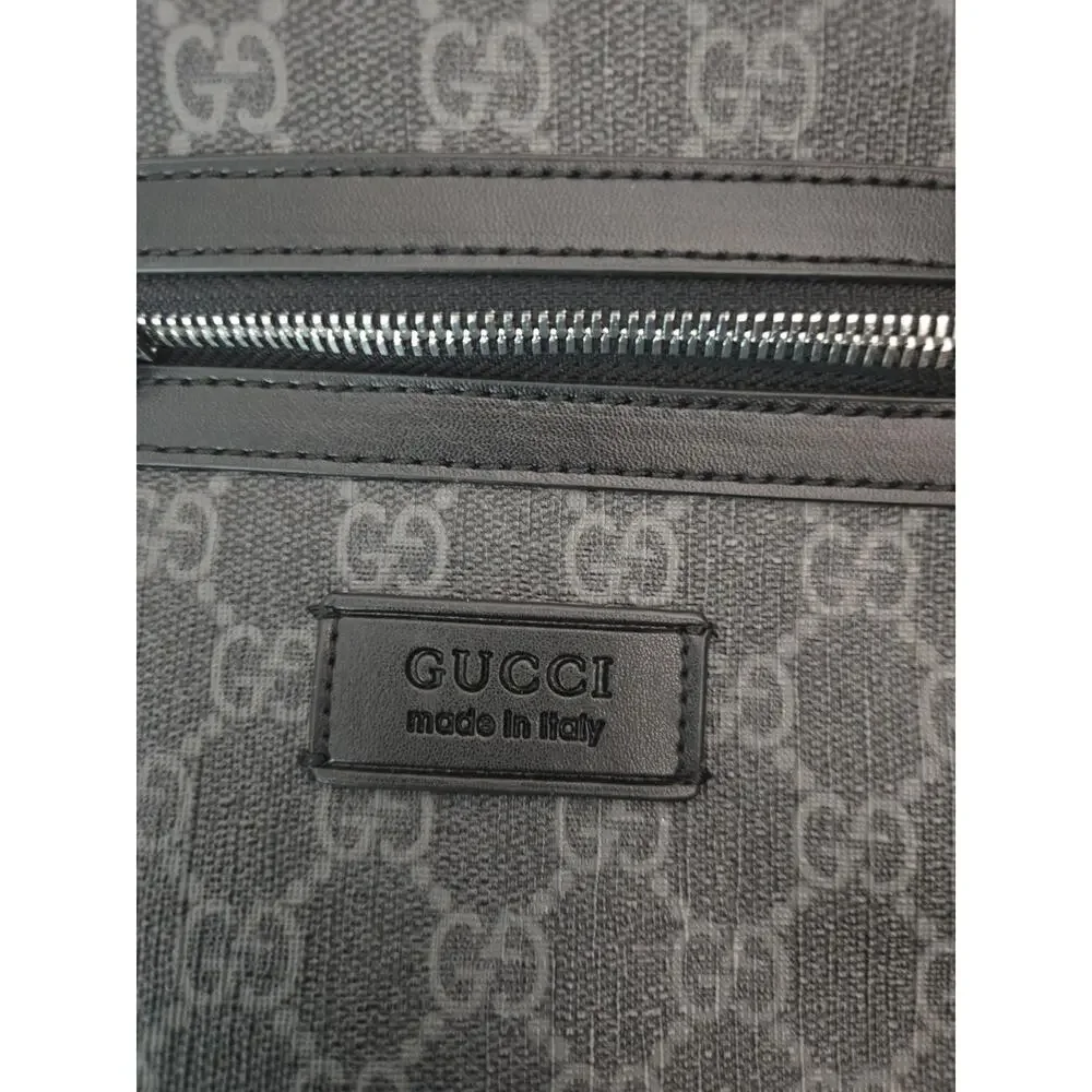 PRE-OWNED GUCCI BLACK GG SUPREME CANVAS MESSENGER BAG FOR MEN